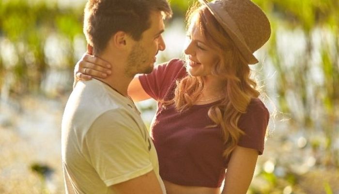 カップルコーデをリアル調査 男女の本音と人気のおそろいアイテムライフスタイルFINEBOYS Online