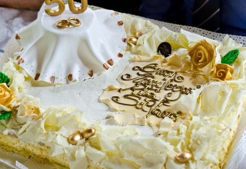 楽天市場 名入れプレート レーザー刻印 記念日 記念品 名入れ オリジナルメッセージ 結婚記念日 誕生日 還暦 喜寿 古希 米寿 傘寿 卒寿 百寿昇進 就任 社長 退職 開業 開院 開店 御祝 : プリザーブドフラワーcafura