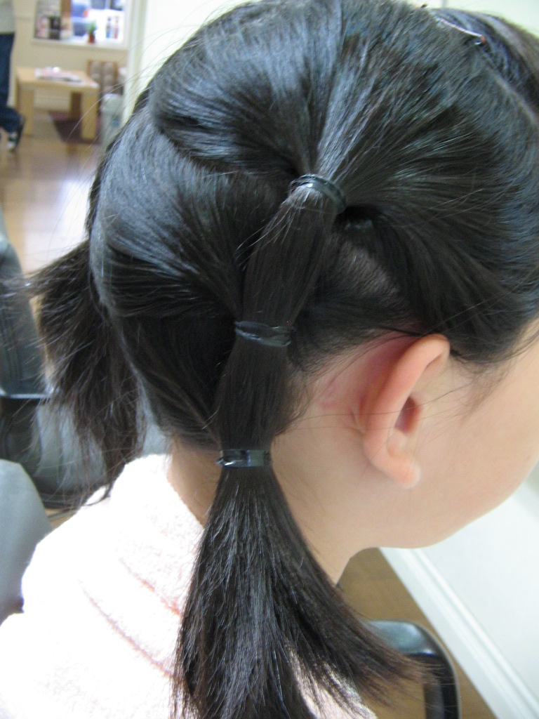 暑い日のヘアアレンジ「プールやおでかけに」「まとまりやすい」おすすめ5選たまひよ