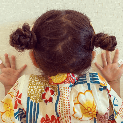 伸びかけ前髪でもおしゃれを楽しむキッズのヘアアレンジ！ ～センター分け～ - Aneひめ.net講談社