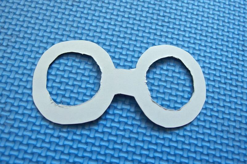 ☆紙コップで作ろう！ めがねスタンド 2006 9 14ママノート