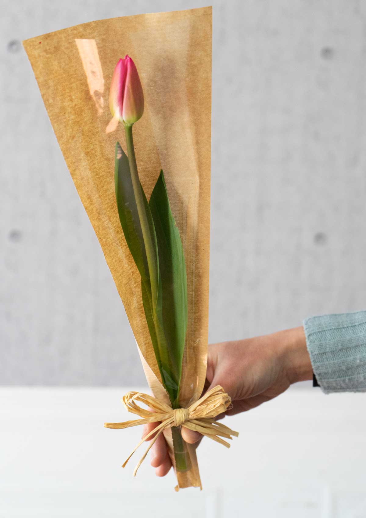 卒園式用 ステージの花 08-03-14:山形 山形市 花屋 花の店ジョアン フラワーショップ、生花店、フラワーギフト、お祝いの花、開店祝い花 、ウエディングブーケ、花束、フラワーアレンジメント、観葉植物、お葬式のお花