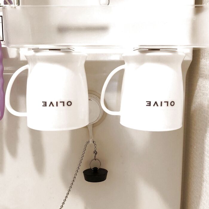 洗面所のうがいコップ。家族共用？一人に一つ？ : イロトリドリノ暮らし〜バンコク編