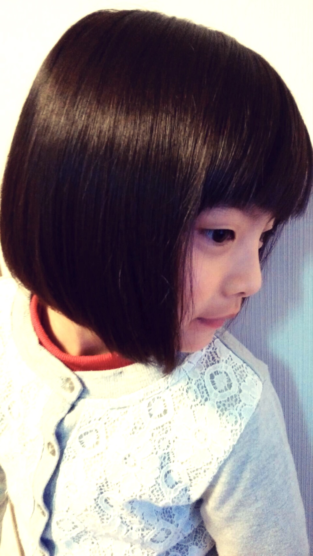 岐阜県 大垣市 キッズカット 子供カット 子どもカット ボブ 前下がりボブ ショートボブ 切りっぱなしボブ カット シェービング 女の子 小学生小学校 岐阜 大垣 美容室 理容室 barber バーバー 床屋 咲楽 ホットペッパー ホットペッパービューティー 小学生の可愛い女の子