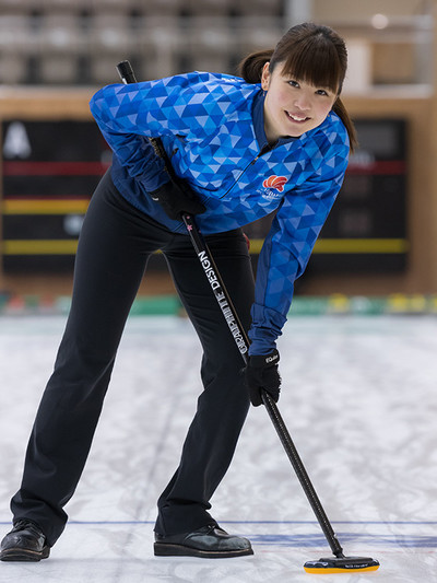 決定戦第2試合で勝利し代表に決まり、喜ぶ松村千秋 右 、谷田康真組 - スポニチ Sponichi Annex スポーツ