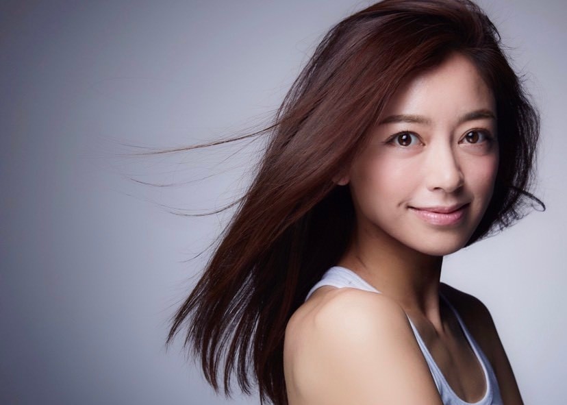 やばい！42歳信じられない」〝エースをねらえ！〟お蝶夫人役女優の近影に衝撃「肌もつやんつやん」「ずっと可愛い♡」：「おっ！」でつながる地元密着のスポーツ応援メディア西スポWEB OTTO