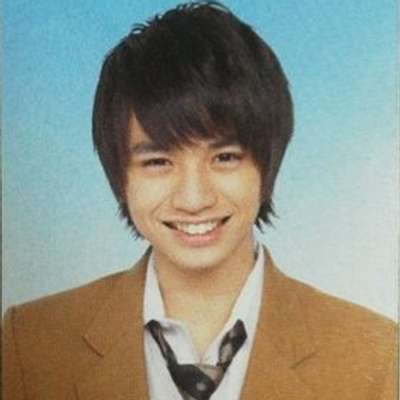 モテる男のトーク術・DJふぉいが紳士すぎるデート ショート動画早川怜☺️連続起業家🏢倉庫番のバイトから起業家へ。イラスト、本文作成にはAIを活用