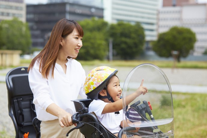自転車のヘルメット着用の努力義務化が施行された背景と罰則ヘルメット選びのポイント電動自転車を取り扱っている埼玉県新座市の「野火止ベース」です