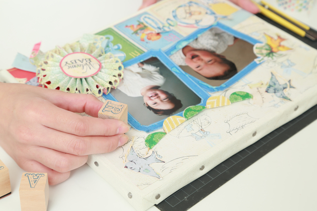 100均 素敵な手作りアルバムが簡単にできる♡ 華やかでギフトにぴったり！ 16選Oggi.jp