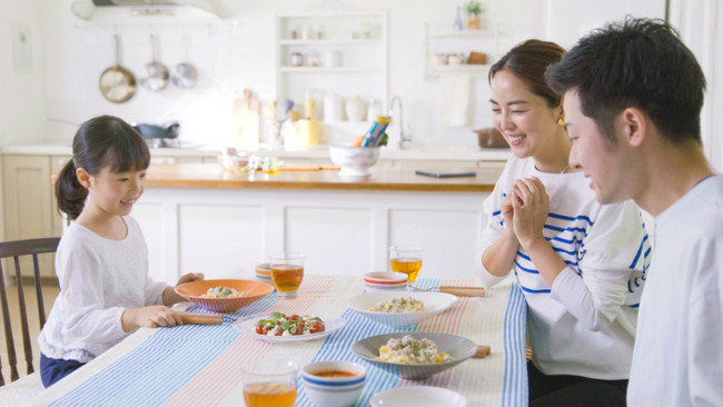 栗原はるみ75歳が夫を亡くして見つけた、自分の人生でしたいこと「僕の帰りを待っているだけの女性にならないで」文春オンライン