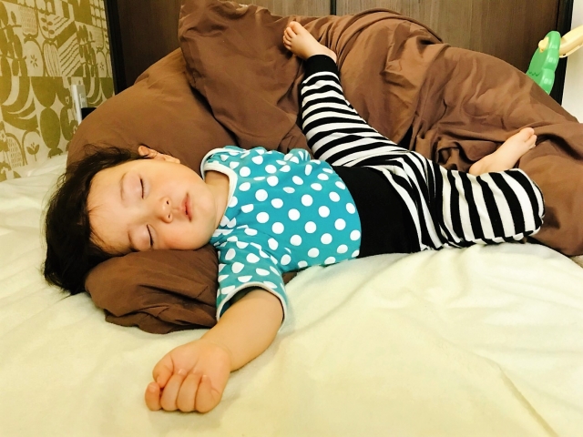 子ども“寝相悪い” ←実は良いことなんです! 専門家「脳が休まっている証拠」「無理な矯正はNG」ラジトピ ラジオ関西トピックス