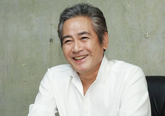 賀来千香子の家族について - Genspark