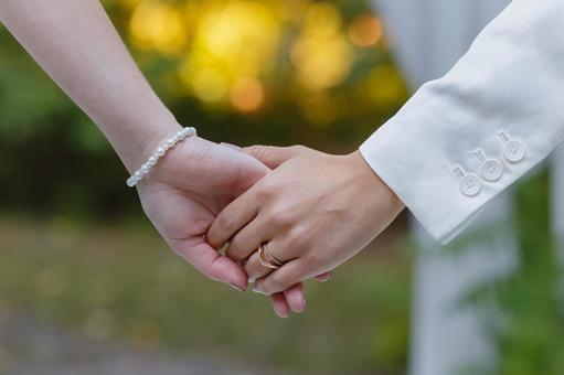 恋人繋ぎ」の写真素材271件の無料イラスト画像Adobe Stock