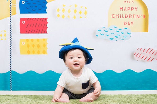 こいのぼり製作🎏 乳児向けです！保育園 保育園製作 幼稚園製作 幼稚園 こいのぼり製作 5月製作 スタンピング メラミンスポンジ にじみ絵 乳児 製作 0歳児製作 1歳児製作 2歳児製作 製作活動 製作 製作遊び 保育製作