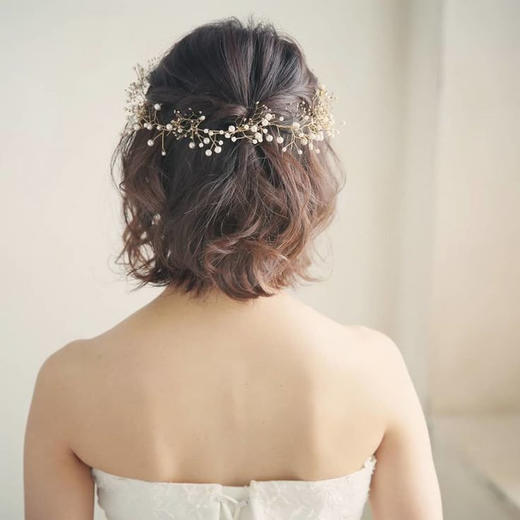 花嫁の髪型21選ウェディングドレス・和装に似合うヘアセットと髪型選び