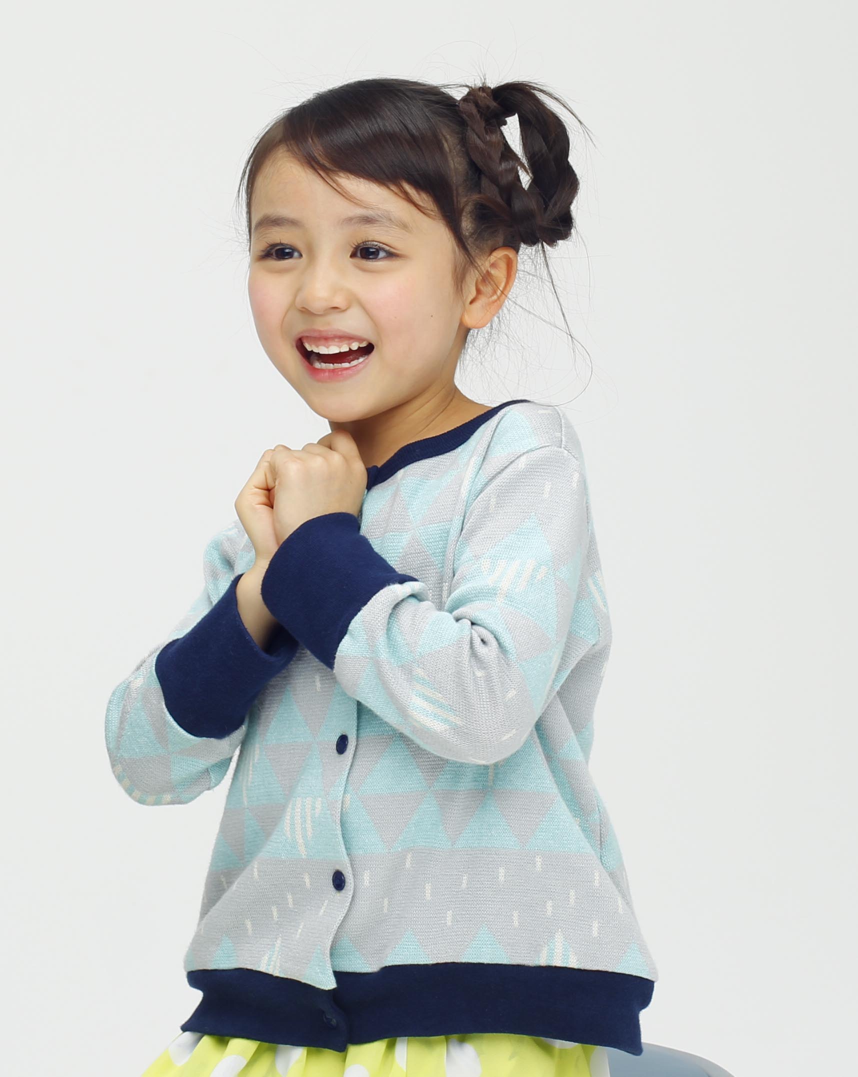 小学生のかわいい男の子 写真素材2277041- フォトライブラリ