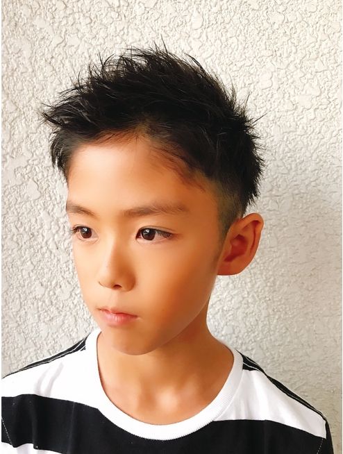 クラップス 松江市ツイストスパイラル 波巻きパーマ 理容室CLAPS hairstyles 小学生のツーブロ 寝癖のつきにくい髪型ベリーショートツーブロック校則ヘアスタイル好印象ヘアモテ髪ジェットモヒカンキッズカットキッズカット男の子CLAPS松江市