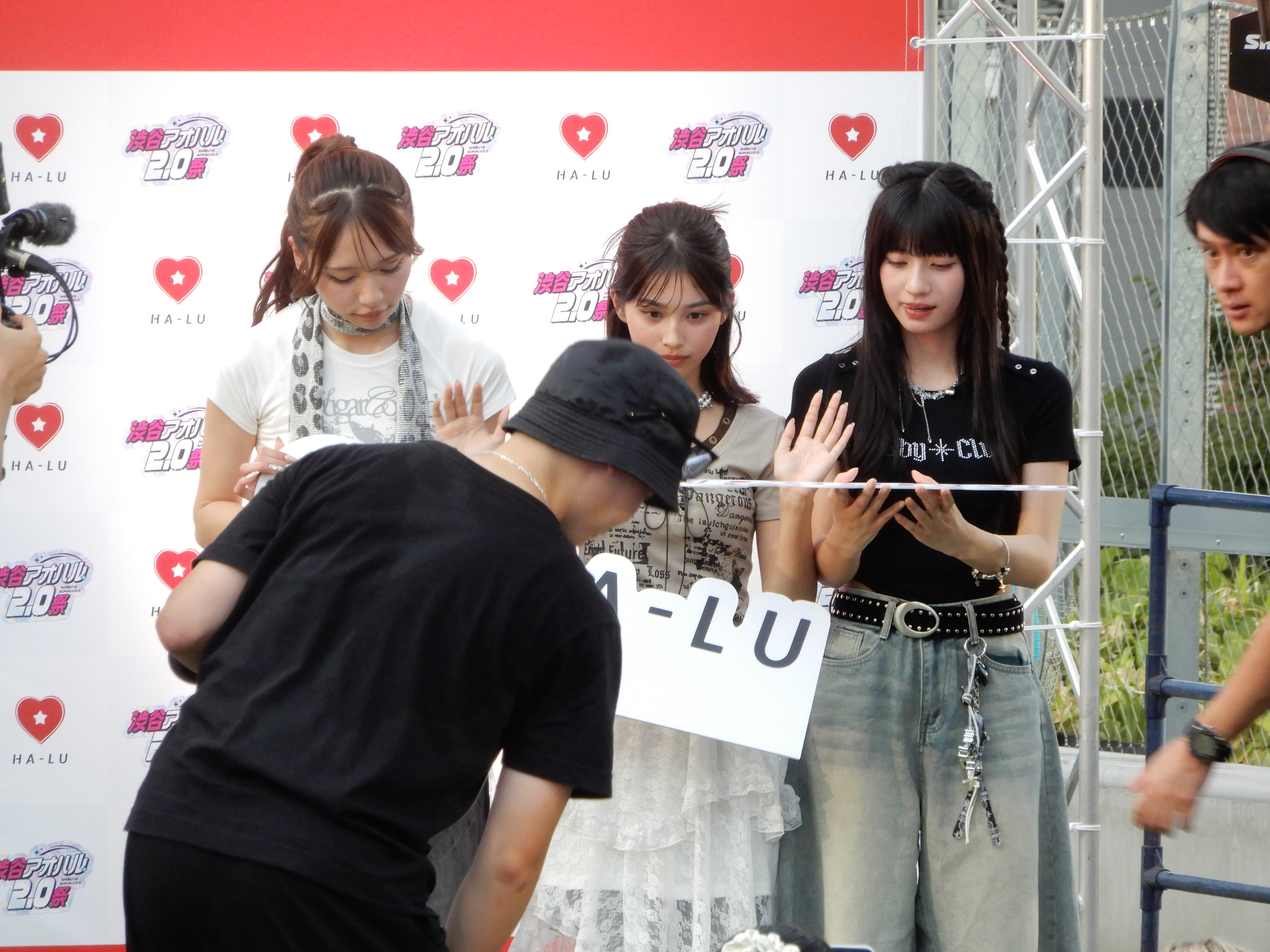 NetflixドラマW主演の満島ひかり「想像していないラブストーリー」佐藤健「感慨深い」：中日スポーツ・東京中日スポーツ