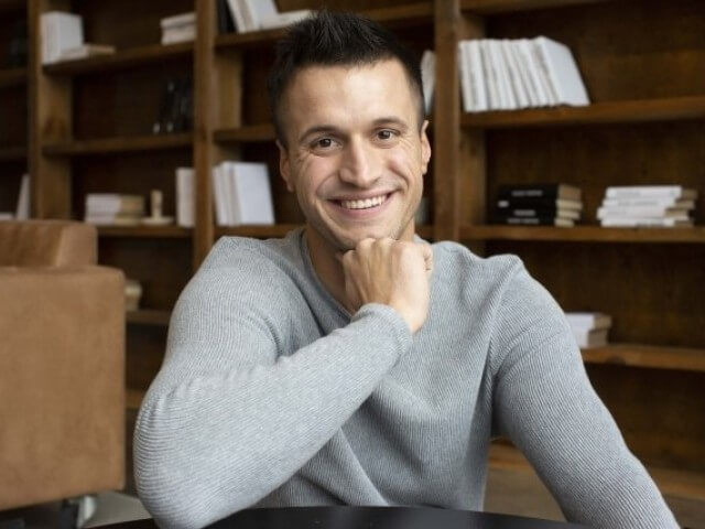 付き合ってないのに可愛いと言ってくる男性心理と返事の仕方「マイナビウーマン」