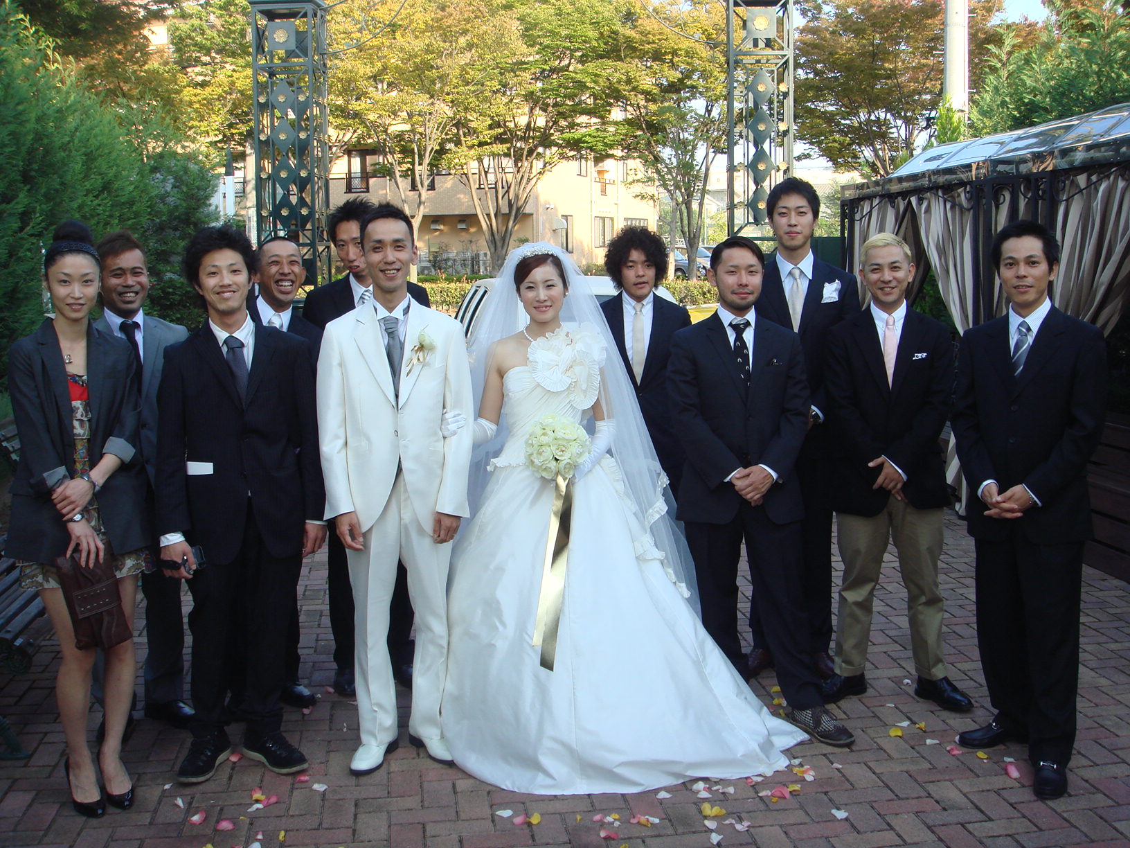 結婚式二次会人数の平均は？決め方やゲストへの配慮するポイントも＊ウェディングニュース