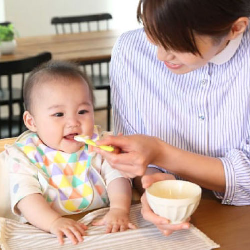 生後10ヶ月の赤ちゃんの特徴は？成長・発達・1日の生活リズム 小児科医監修PR:ウィステリア製薬読む・見る・学ぶ 子育てサプリ