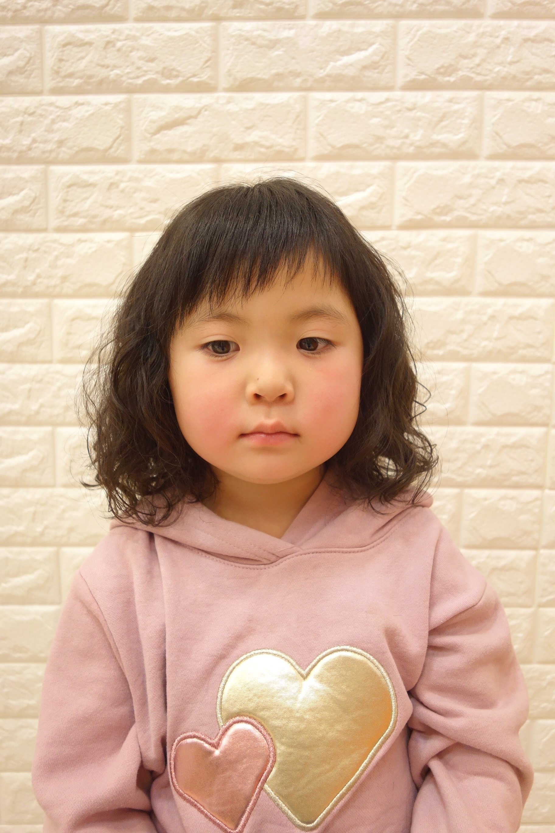 小学校低学年が自分で結べる髪の長さはどのくらい？ - メリーフヘア