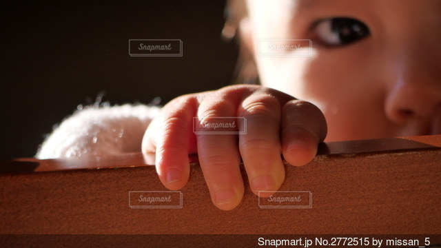 世界一綺麗な目の赤ちゃん。 宝石のような青眼！ ぱや好奇心の壺