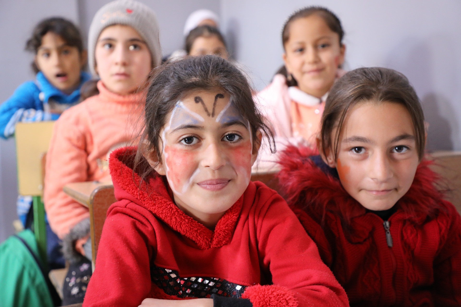 聖母子と幼児聖ヨハネコレッジョ、シカゴ美術館- Wikipedia