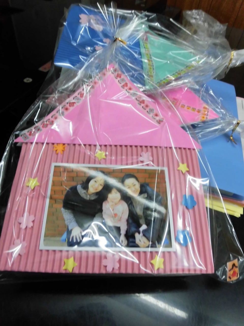 手作りフォトフレームおすすめアレンジと材料&キット16選cozre コズレ 子育てマガジン