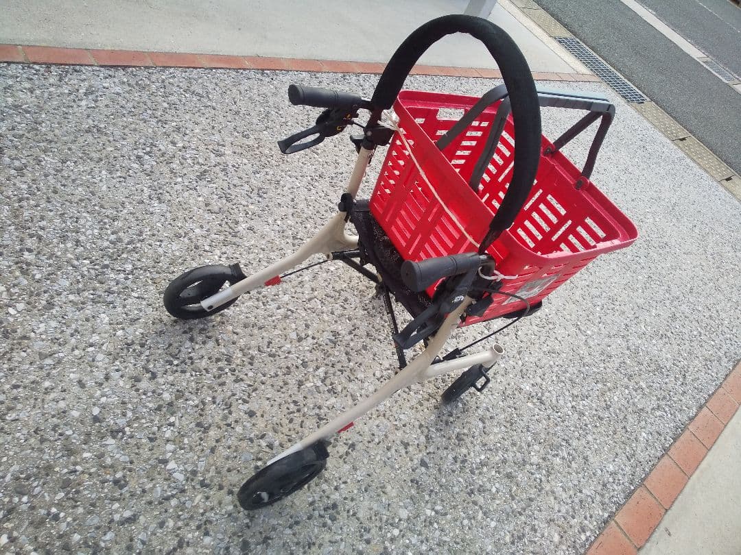 道の駅おばあちゃん市・山岡」軽車中泊？まさかの出来事！家計と住まいの研究所・シニアライフ