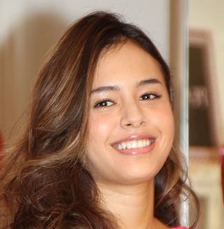 モデル大屋夏南＆三辻茜、結婚発表 2ショット写真＆密着動画も公開 - モデルプレス