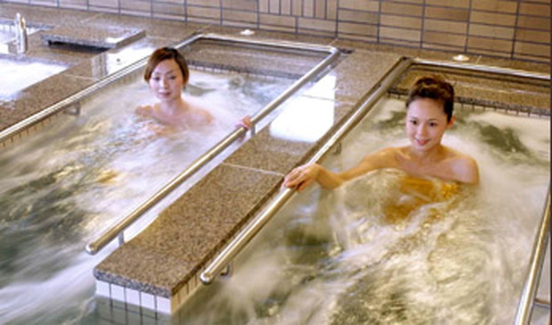 これも実は内緒！穴場の金太郎温泉プール♪-富山市 『あなたの近所のサッシ屋さん♪』福光ガラス若社長奮闘日記