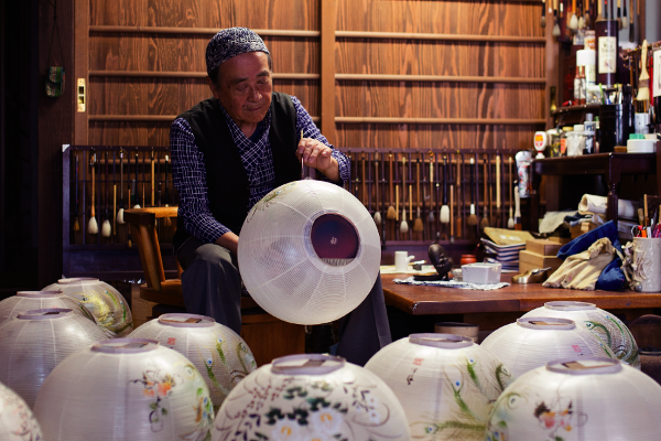 にっこり日本の木 八女提灯 きこりんの森