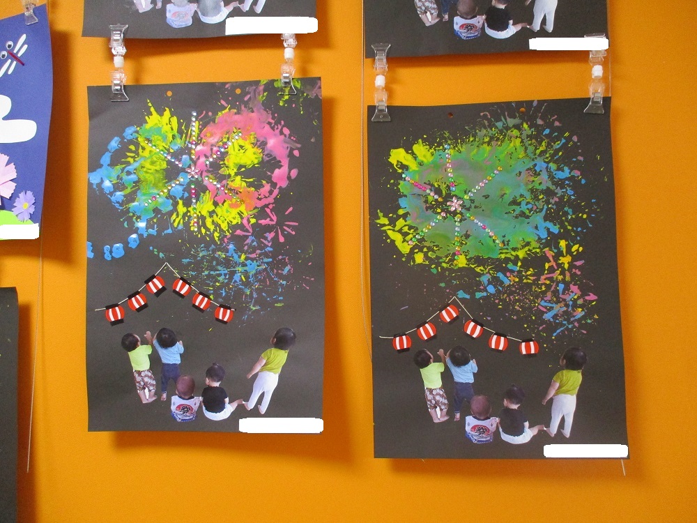 全員で打ち上げた「スタンプ花火」 写真で知ろう！小規模保育 表現活動 全国小規模保育協議会：実践本チャプタ