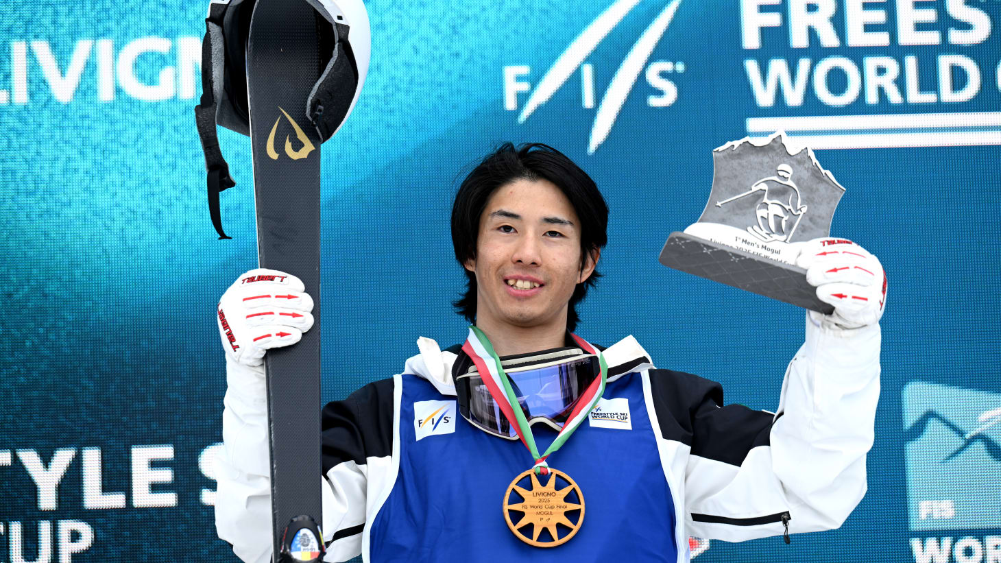 モーグル堀島行真が「銅」 日本選手団メダル第1号