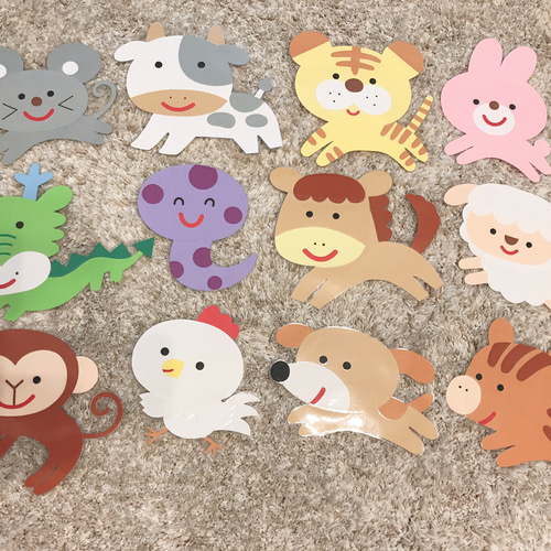 お正月 壁面飾り 干支 えと 動物 画用紙 壁面飾り ガーランド 保育教材 ウォールステッカー・ウォールデコ Ruu 通販16449438Creema クリーマ