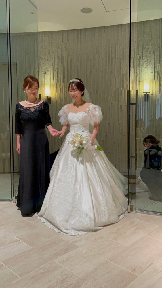 結婚式 母親向けドレスのレンタルショップおすすめ8選♡マナーや注意点もチェック！ウェディングニュース