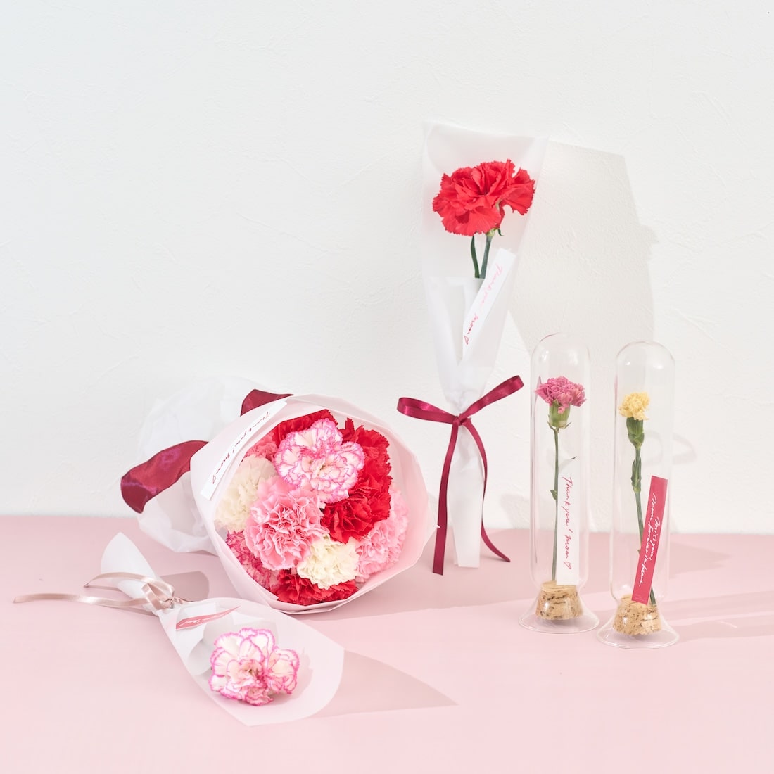 母の日に心を届ける！カーネーションと一緒に伝える「いつもありがとう」の贈り物母の日カーネーション付きメッセージカード販促マップ