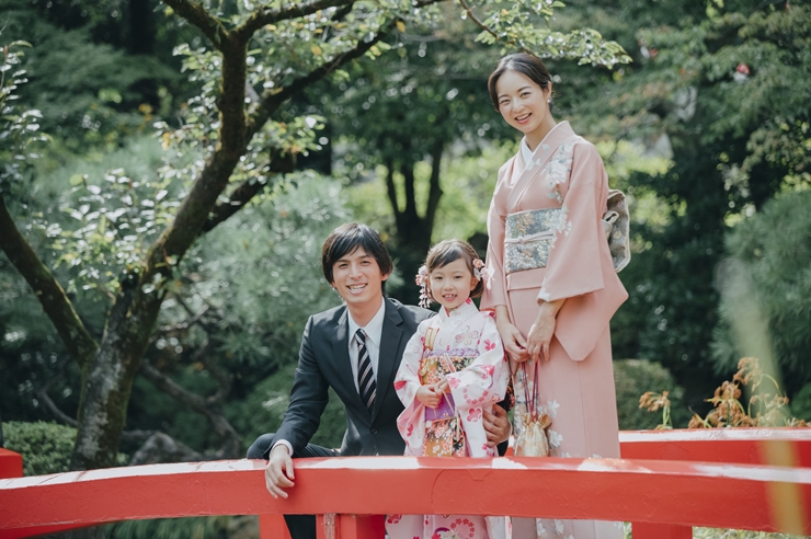 七五三の家族写真は洋装・和装どちらにする？おすすめの服装を紹介こども写真館スタジオアリス写真スタジオ・フォトスタジオ