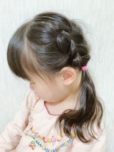 キッズ カール ポニーテール 可愛い ツインテール 子供用 ウィッグ エクステ つけ毛 髪飾り リボン付き お祭り イベント発表会 2点セットナチュラルブラック子供簡単ヘアアレンジ🎀エクステおしゃれ🍒⚜️ayunail⚜️が投稿したフォトブックLemon8 キッズ