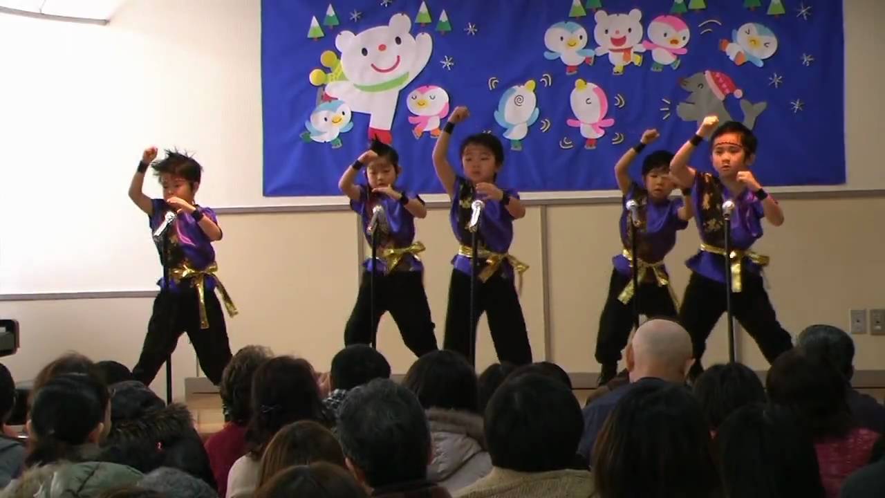 楽天市場 子供ダンス衣装 スーツ4点セット 男の子 キッズ舞台ステージ衣装スーツ 長袖シャツ ズボン ベスト 蝶ネクタイ 無地 花柄ベスト 発表会合唱舞台ステージ衣装110 120 130 140 150 160 170cm : 純の洋服屋さん