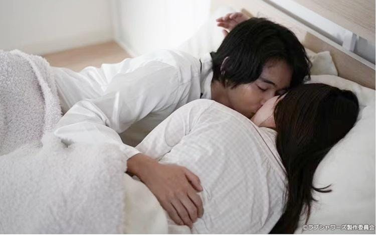 35,257件の「カップル ハグ キス」の動画素材 ‐ 4K、HD動画クリップShutterstock