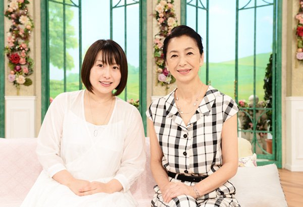 女優・高橋惠子と娘の佑奈がプロデュースするオーガニックコスメブランド Ang.Uアンジーユー がデビュー。株式会社ブロウアップのプレスリリース