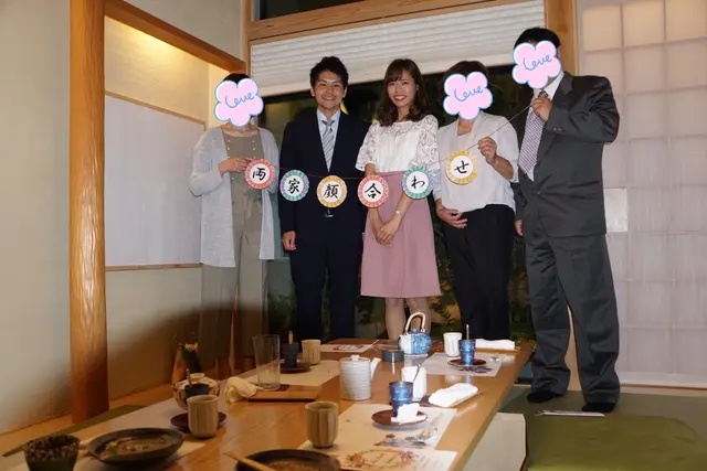 両家顔合わせの服装完全ガイド知っておきたい服装マナーからコーデ例、服装にまつわるお悩みまで徹底解説みんなのウェディングニュース