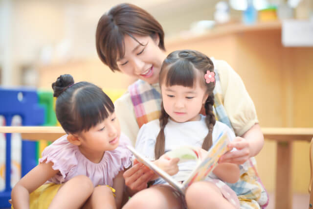 1歳の男の子・女の子におすすめの髪型を美容師が直伝！初めての切り方・はさみ使いのテクニックや、ヘアアレンジも！HugKum はぐくむ