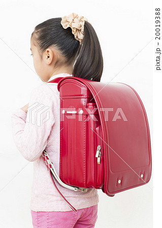 ランドセル 後ろ姿 女の子イラスト - No: 26037279無料イラスト・フリー素材なら「イラストAC」