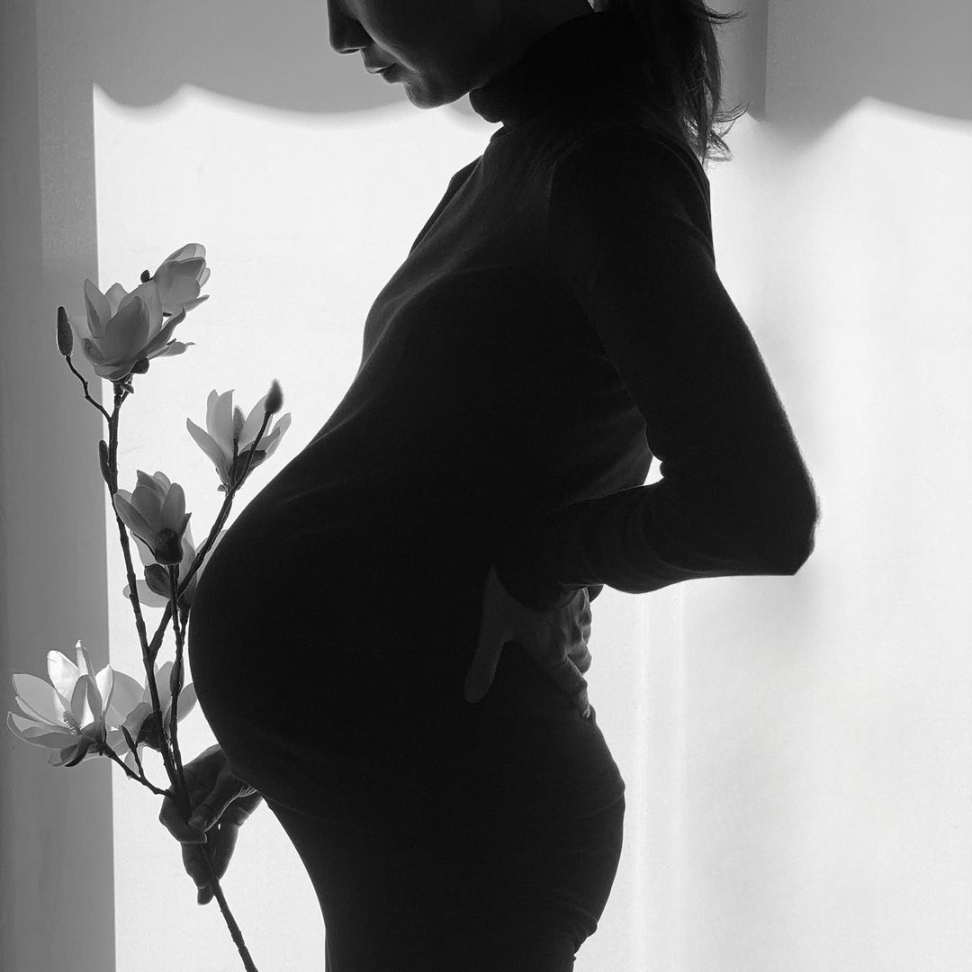 マタニティフォト セルフ 毎月TikTok
