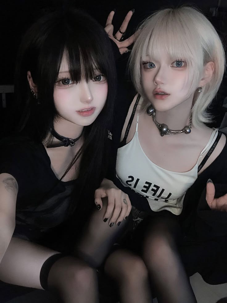 女子同士の実写ペア画でおしゃれに繋がる！リアルな友情を写真で表現するコツ