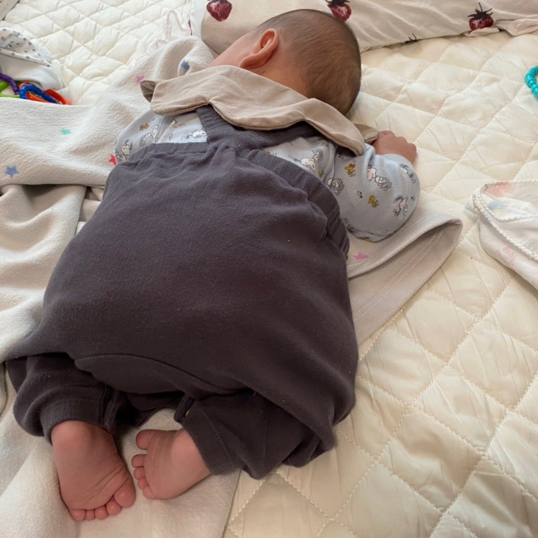 こんな方法で移動しても大丈夫？ 赤ちゃんの発達と不思議な動作子育てに役立つ情報満載 すくコムNHKエデュケーショナル