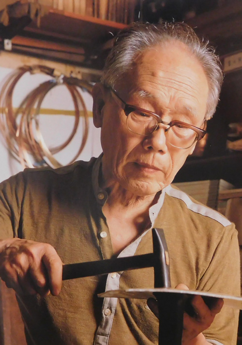 孤独な楽園の上映スケジュール・映画情報映画の時間